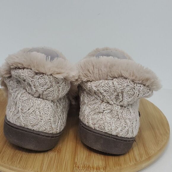 Muk Luks Cable Knit Faux Fur Lined Women's Slippers Off White Oatmeal Size L - Picture 5 of 11